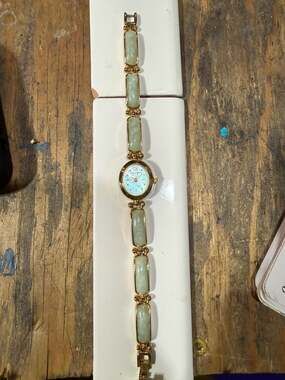 Vintage Elgin Gold Watch With Natural Jade Stone Band – ,